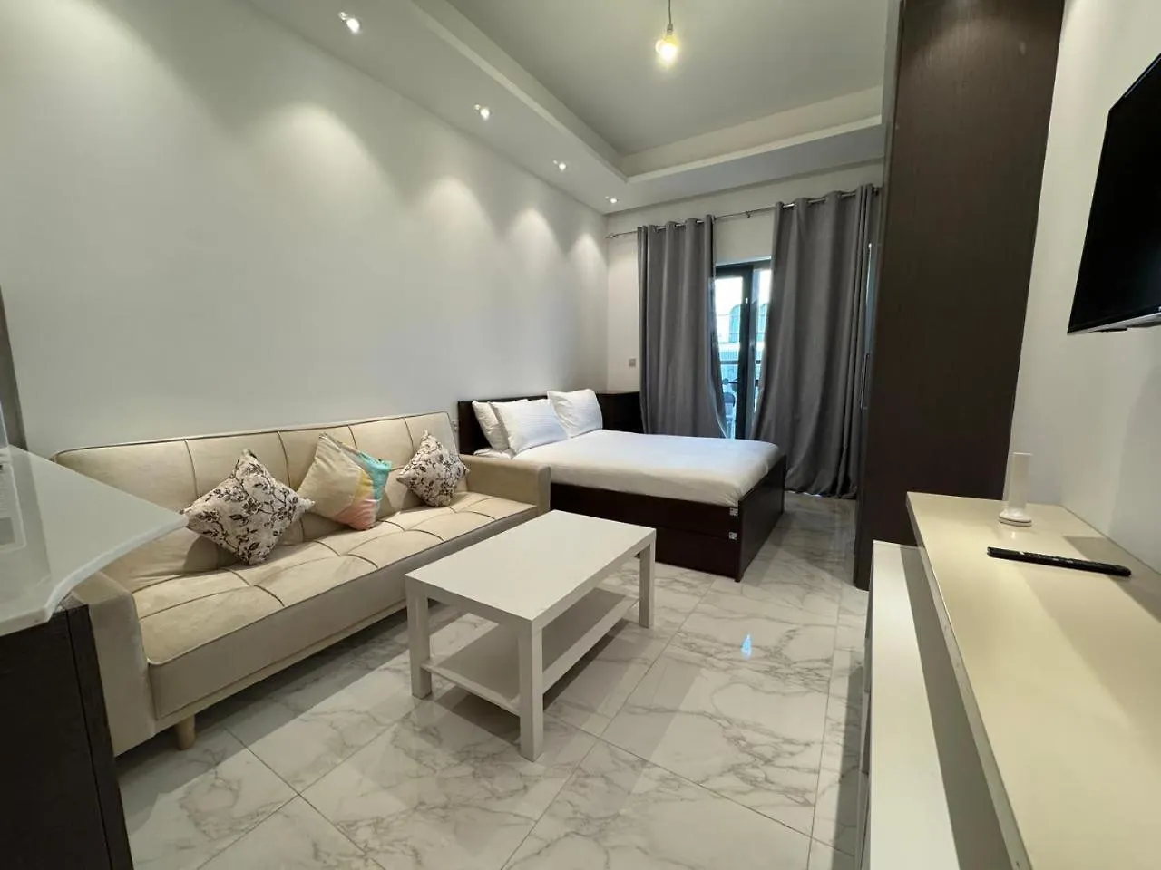 Sleek & Stylish Fully Furnished Studio Joya Verde Dubai 0*,  United Arab Emirates