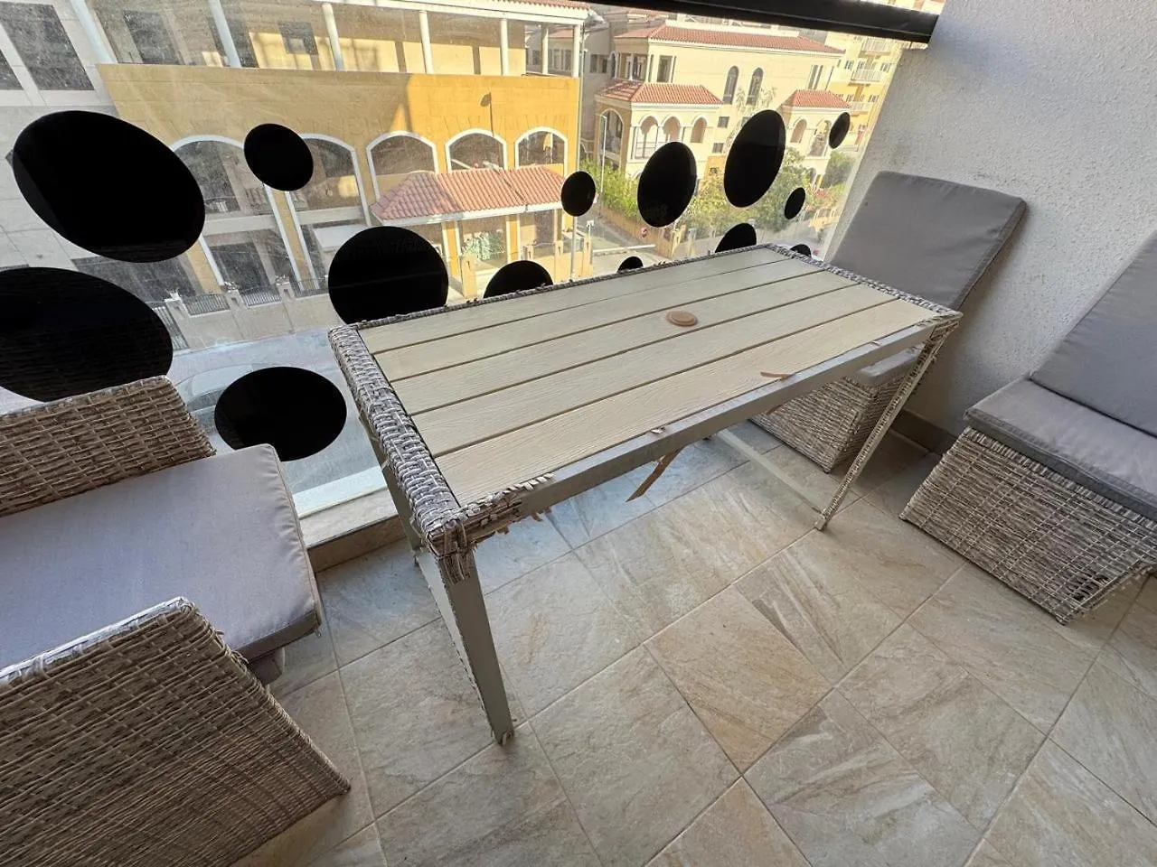 Sleek & Stylish Fully Furnished Studio Joya Verde Dubai 0*,